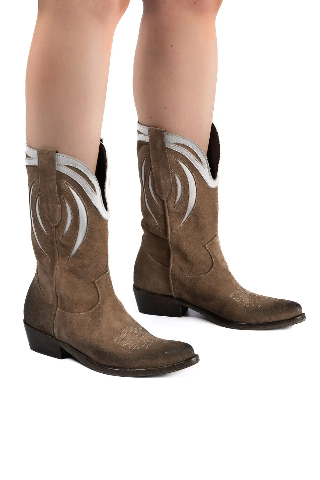 BAILEY Keep Cowboy Boots in Sand