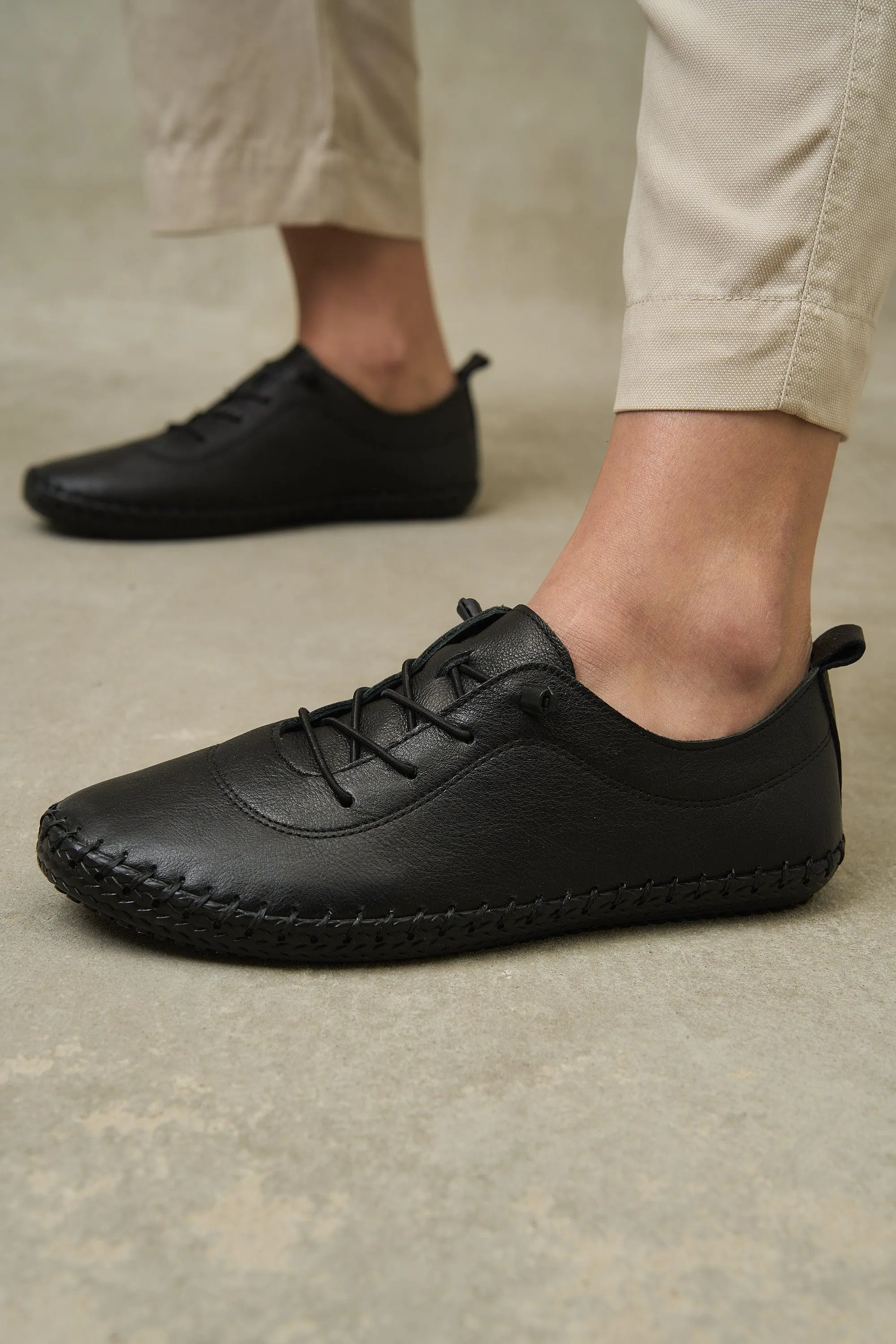 HUSTON Sneakers - Black
