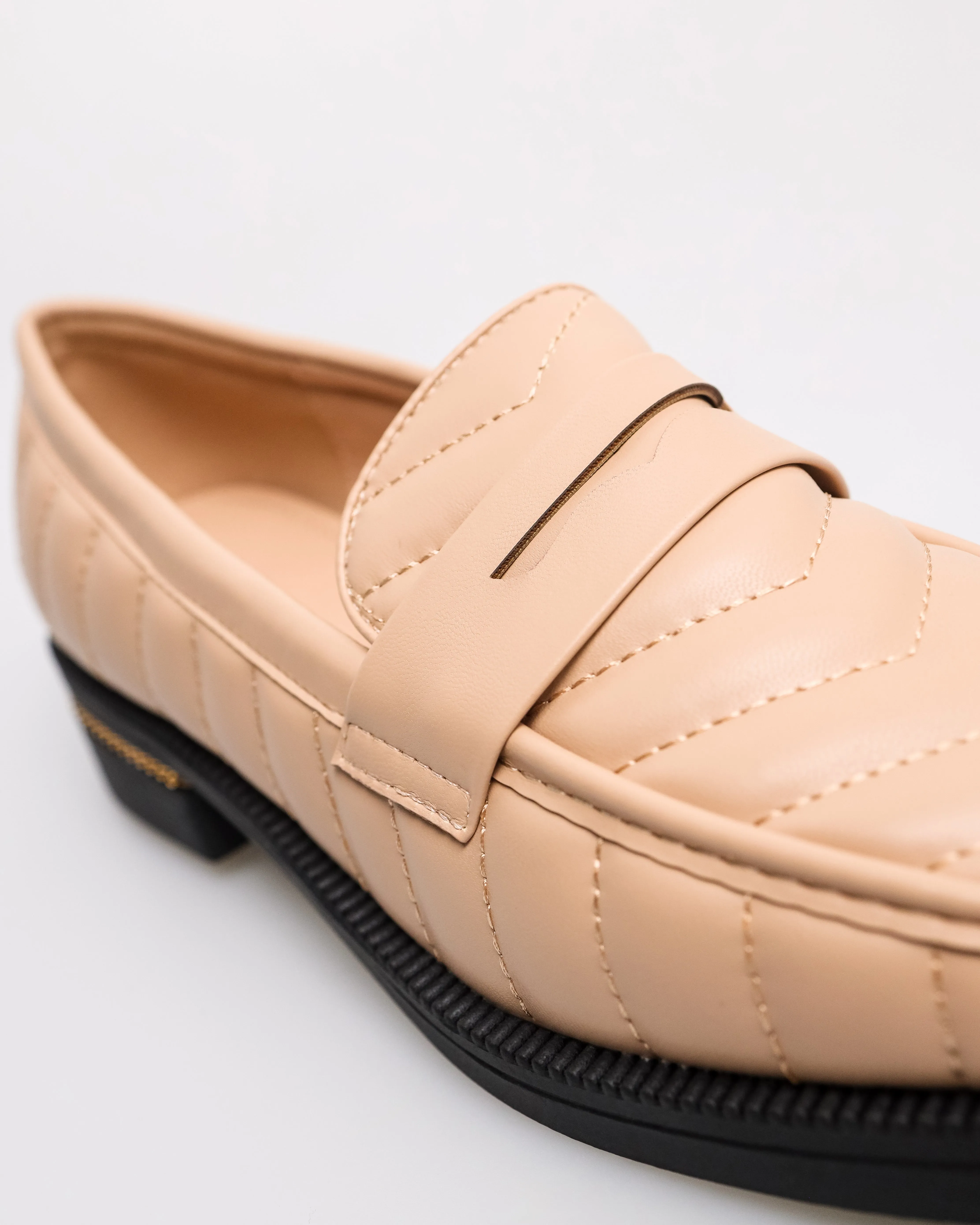 Tomaz FL079 Ladies Quilted Elegance Penny Loafers