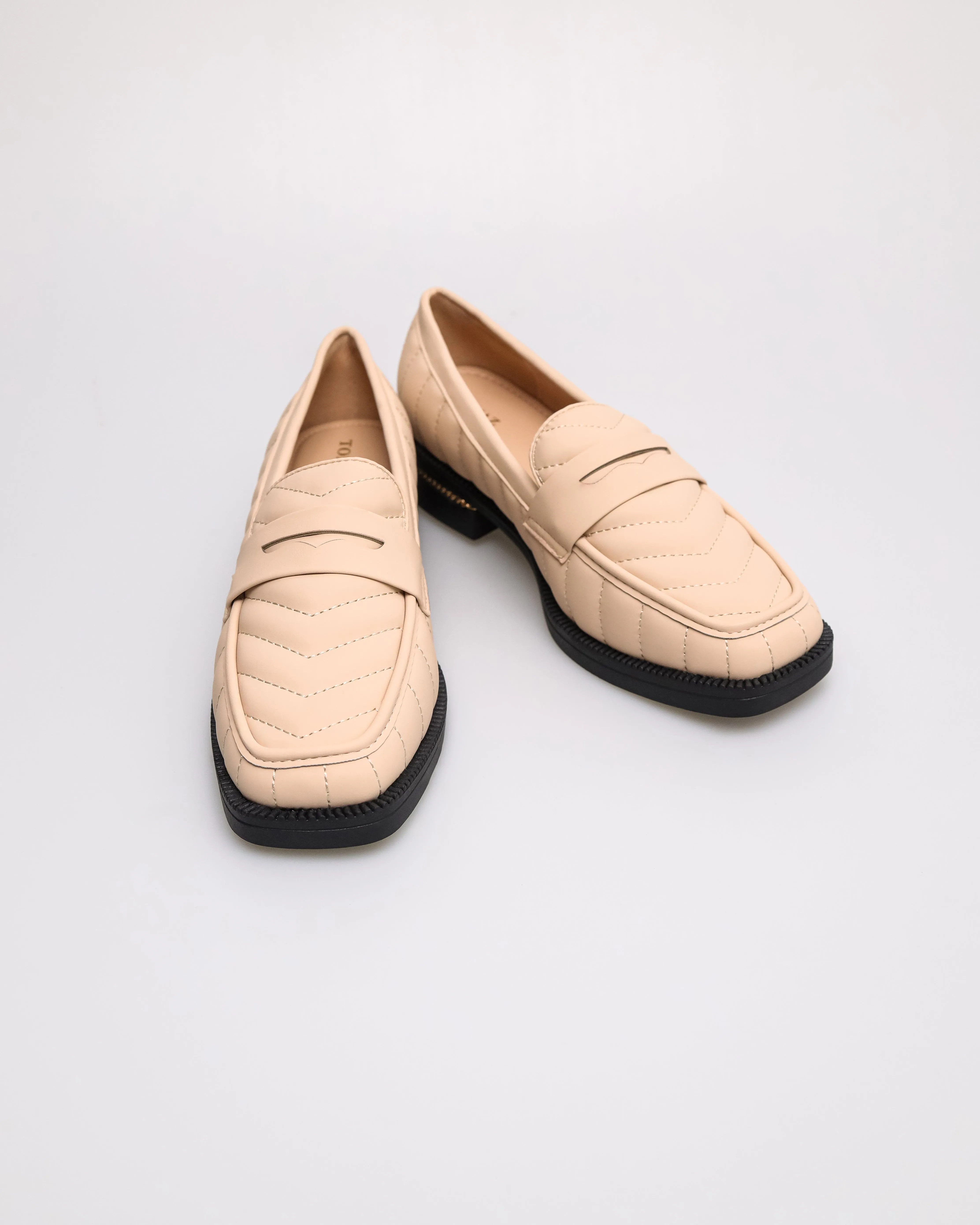 Tomaz FL079 Ladies Quilted Elegance Penny Loafers
